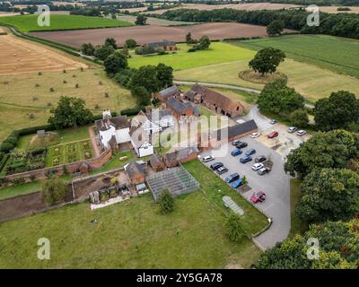 Vue aérienne de Boscobel House et du Royal Oak, Boscobel, Shropshire, Royaume-Uni. Banque D'Images