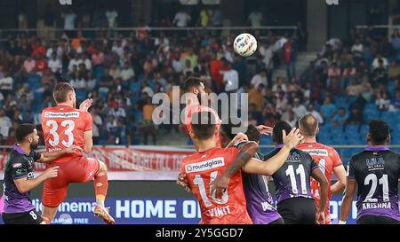 New Delhi, Delhi, Inde. 20 septembre 2024. Coup franc lors de la saison 11 de l'Indian Super League (ISL) 2024-25 entre le Punjab FC et l'Odisha FC au Jawaharlal Nehru Stadium, New Delhi, Inde, le 20 septembre 2024. (Crédit image : © Avijit Das/ZUMA Press Wire) USAGE ÉDITORIAL SEULEMENT! Non destiné à UN USAGE commercial ! Crédit : ZUMA Press, Inc/Alamy Live News Banque D'Images