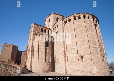 Château et église de San Vicente dans village Cardona, Barcelone, Espagne Banque D'Images