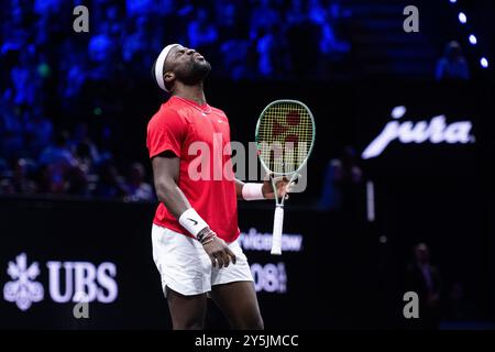 Berlin, Allemagne. 22 septembre 2024. Tennis : laver Cup, simple masculin, Zverev (Allemagne) - Tiafoe (USA), Uber Arena. Frances Tiafoe réagit pendant le match. Crédit : Christophe Gateau/dpa/Alamy Live News Banque D'Images