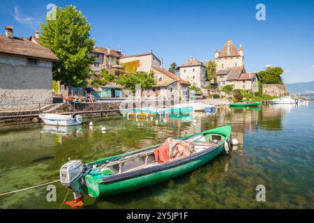 Port des Pêcheurs à Yvoire village en haute-Savoie, Rhône-Alpes, France Banque D'Images