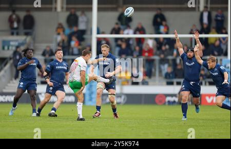 22 septembre 2024 ; Salford Community Stadium, Salford, Lancashire, Angleterre; Gallagher Premiership Rugby, Sale Sharks versus Harlequins ; Jarrod Evans des Harlequins se met en avant Banque D'Images