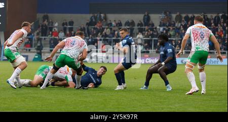 22 septembre 2024 ; Salford Community Stadium, Salford, Lancashire, Angleterre; Gallagher Premiership Rugby, Sale Sharks versus Harlequins ; George Ford de Sale Sharks Banque D'Images