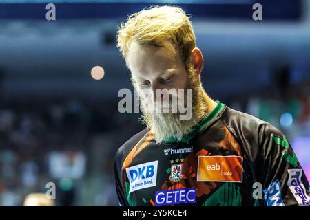 Magdebourg, Allemagne. 22 septembre 2024. Handball : Bundesliga, SC Magdeburg - THW Kiel, Journée 3, GETEC Arena. Matthias Musche de Magdebourg regarde le sol. Crédit : Andreas Gora/dpa/Alamy Live News Banque D'Images