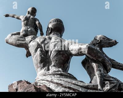 Monument de la Renaissance africaine à Dakar, Sénégal - paysage arrière plan 2 Banque D'Images