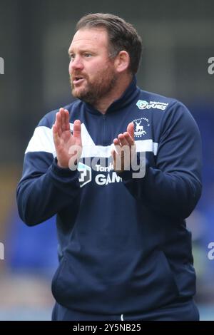 Darren Sarll, manager de Hartlepool United, lors du match de la Ligue nationale Vanarama entre Hartlepool United et Dagenham and Redbridge au Victoria Park, Hartlepool, le samedi 21 septembre 2024. (Photo : Michael Driver | mi News) crédit : MI News & Sport /Alamy Live News Banque D'Images