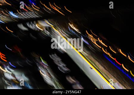 Marina Bay Street circuit, Singapour, Singapour. 22 septembre 2024 ; Lando Norris de Grande-Bretagne et l'écurie McLaren F1 Team lors du Grand Prix de formule 1 de Singapour crédit : Jay Hirano/AFLO/Alamy Live News Banque D'Images