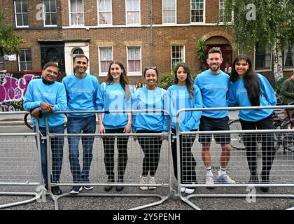 LONDRES, ROYAUME-UNI. 22 septembre 2024. Le défilé de rue Hackney Carnival 2024 sera le point culminant de la journée et mettra en vedette des costumes accrocheurs, une musique émouvante et un spectacle de talents de 24 groupes de défilés à Hackney, Londres, Royaume-Uni. (Photo de 李世惠/Voir Li/Picture Capital) crédit : Voir Li/Picture Capital/Alamy Live News Banque D'Images