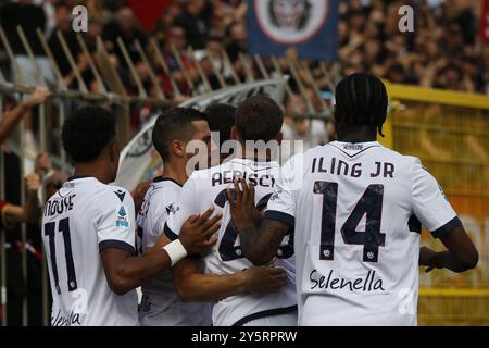 Santiago Castro du Bologna FC célèbre après avoir marqué lors de l'AC Monza vs Bologna BFC, 5Â° Serie A Enilive 2024-25 match au stade U-Power de Monza (MB), Italie, le 22 septembre 2024. Banque D'Images