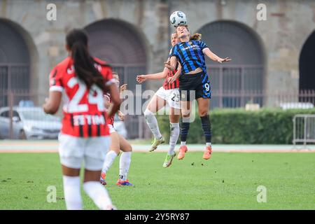 Marija Milinkovic et Elisa Polli lors de l'Inter - FC Internazionale vs AC Milan, match de football italien Serie A Women à Milan, Italie, le 22 septembre 2024 Banque D'Images