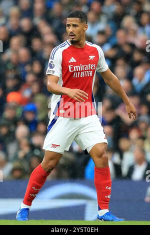 Stade Etihad, Manchester, Royaume-Uni. 22 septembre 2024. Premier League Football, Manchester City versus Arsenal ; William Saliba of Arsenal Credit : action plus Sports/Alamy Live News Banque D'Images