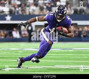 Arlington, États-Unis. 22 septembre 2024. Le Baltimore Ravens Justice Hall se précipite contre les Dallas Cowboys au AT&T Stadium à Arlington, Texas, le dimanche 22 septembre 2024. Les Ravens battent les Cowboys 28-25. Photo de Ian Halperin/UPI crédit : UPI/Alamy Live News Banque D'Images
