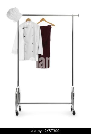 Uniforme du chef sur porte-vêtements sur fond blanc Banque D'Images