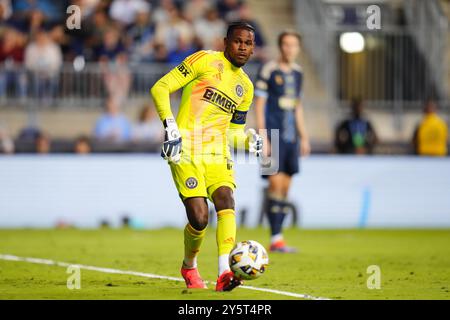 22 septembre 2024 : Andre Blake (18 ans), gardien de Philadelphie Union, passe le ballon lors de la deuxième moitié d'un match en MLS contre D. C. United au Subaru Park à Chester, en Pennsylvanie. Kyle Rodden/CSM Banque D'Images