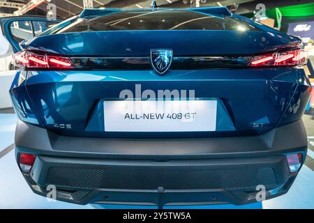 Serdang, Malaisie - mai 24,2024 : la toute nouvelle 408 GT de Peugeot présentée au salon de l'auto de Malaisie 2024 à Maeps Serdang. Banque D'Images