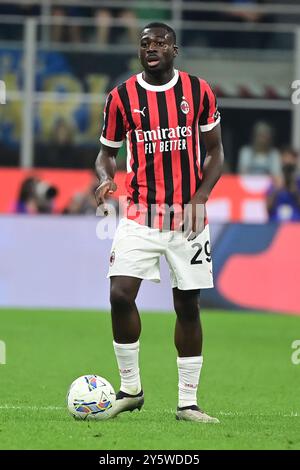 Le milieu de terrain français #29 Youssouf Fofana de l'AC Milan lors du match de football italien Serie A Inter Milan et de l'AC Milan au stade San Siro de Milan, Italie, le 22 septembre 2024. Crédit : Piero Cruciatti/Alamy Live News Banque D'Images