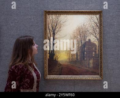 Bonhams, Londres, Royaume-Uni. 23 septembre 2024. La vente d'art britannique et impressionniste du XIXe siècle a lieu à Bonhams le 25 septembre. Les faits saillants incluent : John Atkinson Grimshaw (Britannique, 1836-1893), Un Idylle doré, estimé £150 000 - £200,000. Crédit : Malcolm Park/Alamy Live News Banque D'Images