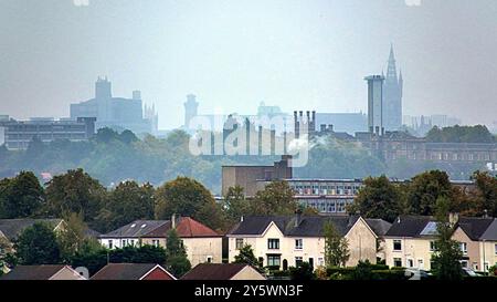 Glasgow, Écosse, Royaume-Uni.23 septembre 2024. Météo britannique : humide à la fin de l'été, la visibilité était limitée alors que la ville disparaissait derrière un voile de pluie à l'extrémité ouest de la ville. Crédit Gerard Ferry/Alamy Live News Banque D'Images