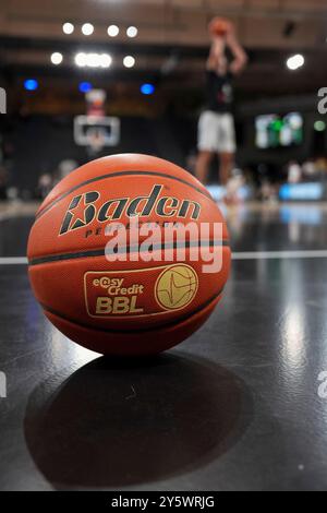 Hambourg, Deutschland. 22 septembre 2024. Symbolbild, Themenfoto, symbole, Spielball, GER, Veolia Towers Hamburg vs Alba Berlin, Basketball, Bundesliga, Spieltag 1, saison 2024/2025, 22.09.2024 Foto : Eibner-Pressefoto/Max Vincen crédit : dpa/Alamy Live News Banque D'Images