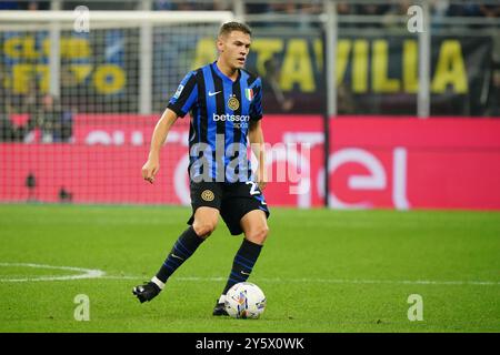 Milan, Italie. 22 septembre 2024. Kristjan Asllani (FC Inter) lors du championnat italien Serie A match de football entre le FC Internazionale et l'AC Milan le 22 septembre 2024 à Giuseppe Meazza à Milan, Italie - photo Morgese-Rossini/DPPI crédit : DPPI Media/Alamy Live News Banque D'Images