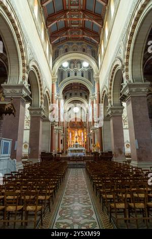 Intérieur de la Basilique notre-Dame de Brebières, Basilique notre-Dame de Brebières, Albert, somme, France Banque D'Images