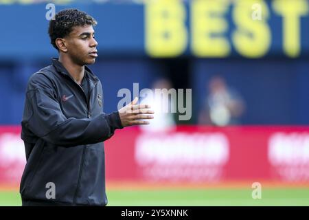 Lamine Yamal du FC Barcelone lors de la ligue espagnole, la Liga EA Sports, match de football joué entre Villarreal CF et le FC Barcelone au stade la Ceramica le 22 septembre 2024, à Valence, en Espagne. Photo Ivan Terron / SpainDPPI / DPPI Banque D'Images