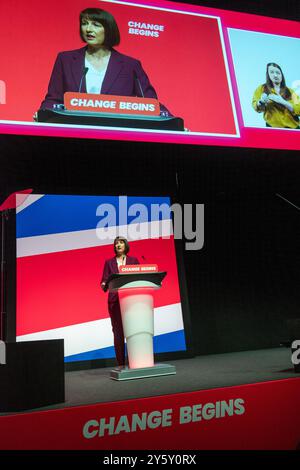 Liverpool, Royaume-Uni. 23 septembre 2024. 23 septembre 2024 Rachel Reeves discours de la chancelière lors de la deuxième journée de la conférence du Parti travailliste 2024 à Liverpool Royaume-Uni. Photo : garyroberts/worldwidefeatures.com photo : garyroberts/worldwidefeatures.com crédit : GaryRobertsphotography/Alamy Live News crédit : GaryRobertsphotography/Alamy Live News Banque D'Images