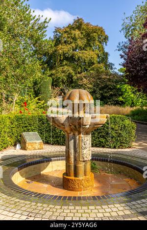 Fontaine commémorative tchèque dans Jephson Gardens, Leamington Spa, Royaume-Uni. Banque D'Images