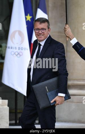 Paris, France. 23 septembre 2024. Le vice-ministre français des Transports François Durovray arrive à l'Élysée pour le Conseil des ministres à Paris, le 23 septembre 2024. Photo de Firas Abdullah/ABACAPRESS. COM Credit : Abaca Press/Alamy Live News Banque D'Images