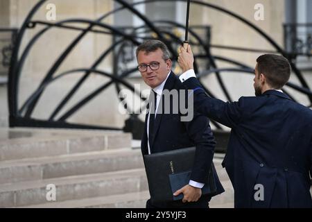 Paris, France. 23 septembre 2024. Le vice-ministre français des Transports François Durovray arrive à l'Élysée pour le Conseil des ministres à Paris, le 23 septembre 2024. Photo de Firas Abdullah/ABACAPRESS. COM Credit : Abaca Press/Alamy Live News Banque D'Images