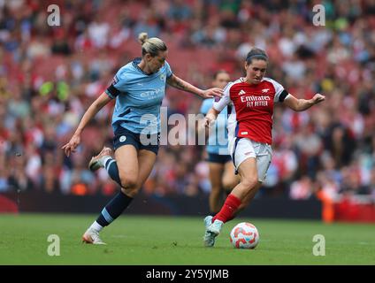 La nouvelle signature d'Arsenal Mariona Caldentey lors du match de Super League féminine Barclays FA entre Arsenal et Manchester City à l'Emirates Stadium de Londres le dimanche 22 septembre 2024. (Photo : Jade Cahalan | mi News) crédit : MI News & Sport /Alamy Live News Banque D'Images