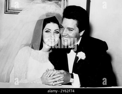 1er mai 1967 : la star du rock n roll, Elvis Presley épouse Priscilla. Photo prise le jour de leur mariage. Banque D'Images