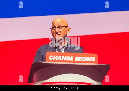 Liverpool, Royaume-Uni. 23 SEP, 2024. Andy Green de Unite prend la parole à la conférence du Parti travailliste. Crédit Milo Chandler/Alamy Live News Banque D'Images