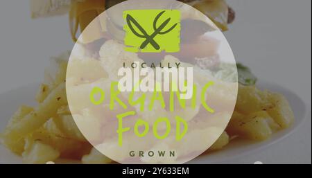 Image d'aliments biologiques cultivés localement sur un gros plan de sandwich et de frites Banque D'Images