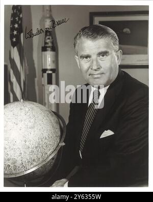 Portrait de Wernher von Braun (1912-1977). Musée : COLLECTION PRIVÉE. Auteur : ANONYME. Banque D'Images