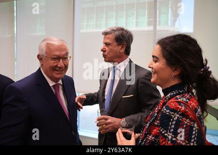 Madrid, 04/04/2024. ABC House. Remise du XV ABC Bull fighter Award décerné à Curro Romero. Javier Arenas, Cayetano Martinez de Irujo et Barbara Mirjan. Photo : Jaime Garcia. Archdc. Crédit : album / Archivo ABC / Jaime García Banque D'Images