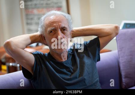 Madrid, 12/07/2023. Entretien avec Fernando Trueba pour la première de 'They Shot the pianist'. Photo : Ignacio Gil. ARCHDC. Crédit : album / Archivo ABC / Ignacio Gil Banque D'Images