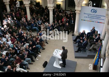 Córdoba, 08/03/2024. Feijóo clôture la présentation de la Déclaration de Córdoba. Photo : Rafael Carmona. ARCHOR. Crédit : album / Archivo ABC / Rafael Carmona Banque D'Images