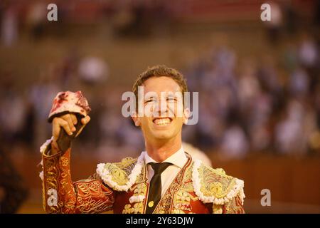 Séville, 04/07/2024. Taureaux de Fermin Bohorquez pour les toreros Lama de Gongora, Ruiz Muñoz et Juan Pedro Garcia 'Calerito'. Photo : Raul Doblado. ARCHSEV. Crédit : album / Archivo ABC / Raúl Doblado Banque D'Images