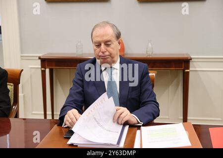 Madrid, 26/10/2023. Réunion ordinaire du conseil de la Cour des comptes présidée par Enriqueta Chicano. Dans l'image, les conseillers José Manuel Otero, Joan Mauri, Javier Morillas Ortiz, Luis Antonio de Padua Ortiz de Mendívil, Rebeca LaLiga, Dolores Genaro et Rosario García. Photo : Jaime García. ARCHDC. Crédit : album / Archivo ABC / Jaime García Banque D'Images