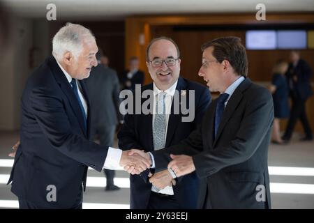 Madrid, 25/07/2023. Le roi Felipe VI et la reine Letizia ainsi que le président par intérim Pedro Sánchez inaugurent la Galerie des collections royales. Photo : Ángel de Antonio. ARCHDC. Crédit : album / Archivo ABC / Ángel de Antonio Banque D'Images