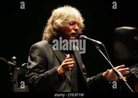 Cordoue, 24/11/2010. José Mercé au Grand Théâtre. Photo : Rafael Carmona. Archcor. Crédit : album / Archivo ABC / Rafael Carmona Banque D'Images