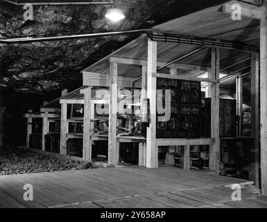 Butin de guerre nazi dans les mines de sel d'Altaussee , Autriche . Banque D'Images