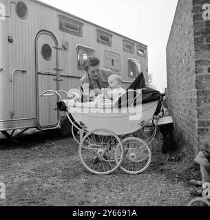 Clinique mobile du conseil du comté de Middlesex janvier 1954 Banque D'Images