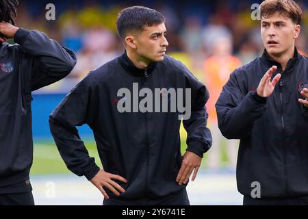 VILLARREAL, ESPAGNE - 22 SEPTEMBRE : Pedro Gonzalez Lopez Pedri milieu de terrain central du FC Barcelone regarde avant le match de la liga EA Sports entre Villarreal et le FC Barcelone à l'Estadio de la Ceramica le 22 septembre 2024 à Villarreal, Espagne. (Photo de Jose Torres/photos Players images/Magara Press) Banque D'Images