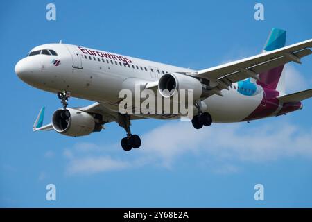 Transporteur low-cost No-fiffills budget Discount Aviation Company avion Eurowings Banque D'Images