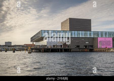 New Playhouse ou Skuespilhuset, Royal Theatre, Kvaesthusbro, Copenhague, Danemark, Europe Banque D'Images