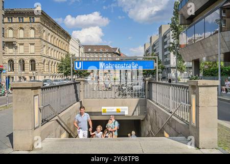 Eingang U-Bahnhof Mohrenstraße, Wilhelmplatz, Mitte, Berlin, Deutschland *** entrée U Bahnhof Mohrenstraße, Wilhelmplatz, Mitte, Berlin, Allemagne Banque D'Images