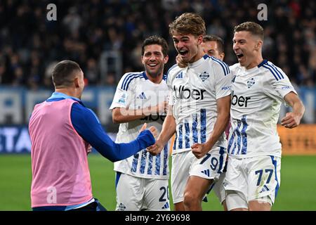 Paz Nico de Como Calcio célébrant après un but lors du match de football italien Serie A entre IAtalanta BC et Calcio Como le 24 septembre 2024 au stade Gewiss de Bergame, Italie Banque D'Images