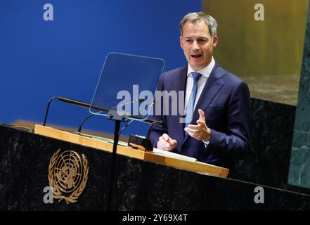 New York, États-Unis. 25 septembre 2024. Le premier ministre belge sortant Alexander de Croo prononce un discours lors du débat général de l’AGNU lors de la 79e session de l’Assemblée générale des Nations Unies (AGNU 79), à New York, États-Unis d’Amérique, mardi 24 septembre 2024. BELGA PHOTO BENOIT DOPPAGNE crédit : Belga News Agency/Alamy Live News Banque D'Images